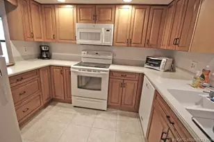 300 SW South River Dr, Stuart, FL 34997 - Photo 4