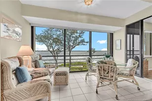 2560 NW Seagrass Dr, Palm City, FL 34990 - Photo 8