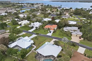 1102 SE Strathmore Dr, Port Saint Lucie, FL 34952 - Photo 56