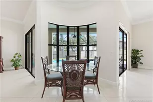 1102 SE Strathmore Dr, Port Saint Lucie, FL 34952 - Photo 24