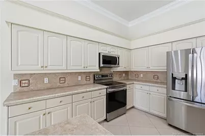 1102 SE Strathmore Drive, Port Saint Lucie, FL 34952 - Photo 18