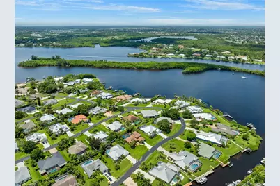 1102 SE Strathmore Drive, Port Saint Lucie, FL 34952 - Photo 60