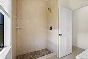 1102 SE Strathmore Dr, Port Saint Lucie, FL 34952 - Photo 36