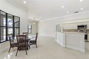 1102 SE Strathmore Dr, Port Saint Lucie, FL 34952 - Photo 10