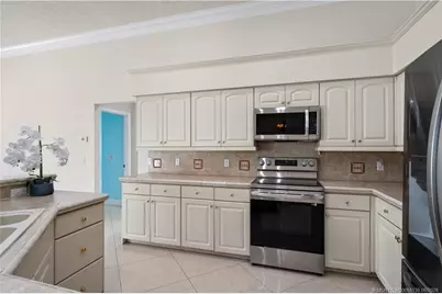 1102 SE Strathmore Drive, Port Saint Lucie, FL 34952 - Photo 16