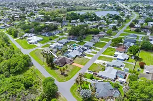 992 SE Thornhill Dr, Port Saint Lucie, FL 34983 - Photo 48