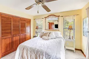 992 SE Thornhill Dr, Port Saint Lucie, FL 34983 - Photo 30