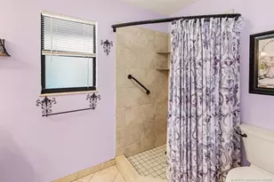 992 SE Thornhill Dr, Port Saint Lucie, FL 34983 - Photo 28