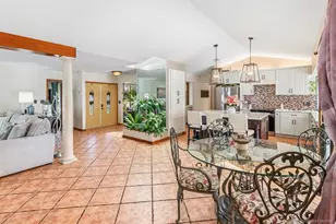 992 SE Thornhill Dr, Port Saint Lucie, FL 34983 - Photo 6