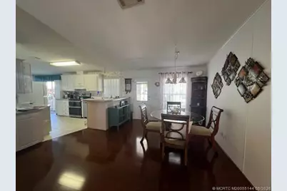 6225 Holly Lane, Lantana, FL 33462 - Photo 2