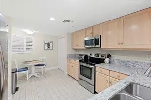 579 NE Plantation Rd, Stuart, FL 34996 - Photo 18