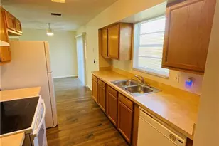 941 SW Fenway Rd, Port Saint Lucie, FL 34953 - Photo 8