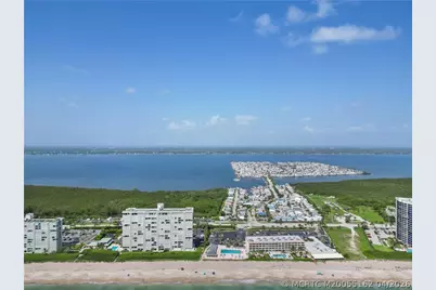 1077 Nettles Boulevard, Jensen Beach, FL 34957 - Photo 30