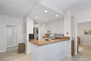 421 NE Plantation Rd, Stuart, FL 34996 - Photo 14