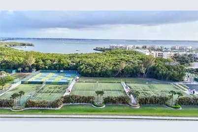 421 NE Plantation Road #617, Stuart, FL 34996 - Photo 32