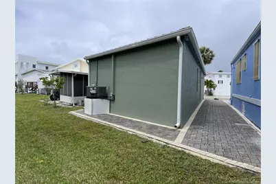 2005 Nettles Boulevard, Jensen Beach, FL 34957 - Photo 6