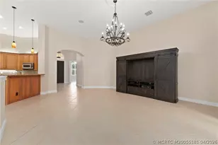 511 SW Squire Johns Ln, Palm City, FL 34990 - Photo 18