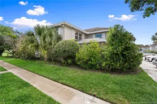 3405 SW Sunset Trace Cir, Palm City, FL 34990 - Photo 2