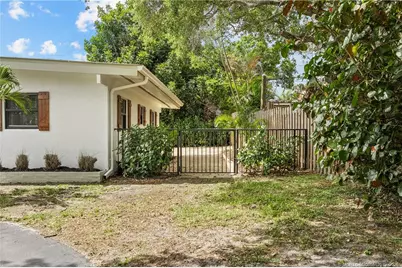 1944 NE Lake Place, Jensen Beach, FL 34957 - Photo 28