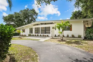 1944 NE Lake Pl, Jensen Beach, FL 34957 - Photo 2