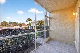 1564 SE Royal Green Cir, Port Saint Lucie, FL 34952 - Photo 26