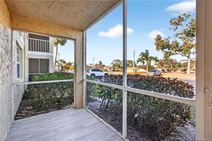 1564 SE Royal Green Cir, Port Saint Lucie, FL 34952 - Photo 24