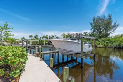 4683 SE Manatee Way, Stuart, FL 34997 - Photo 6