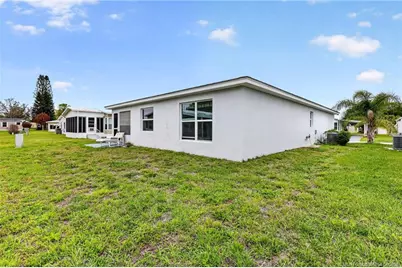 13981 Adelfa Avenue, Fort Pierce, FL 34951 - Photo 8