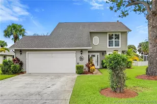 4332 Gator Trace Cir, Fort Pierce, FL 34982 - Photo 1