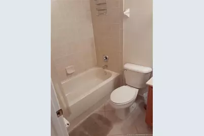 1571 SE Hampshire Way #104, Stuart, FL 34994 - Photo 12