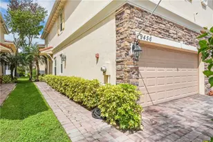 9456 SW Merlin Ct, Stuart, FL 34997 - Photo 4