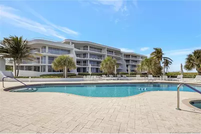 2001 SE Sailfish Point Boulevard #117, Stuart, FL 34996 - Photo 30