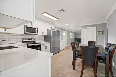 1114 NE Orange Avenue, Jensen Beach, FL 34957 - Photo 6