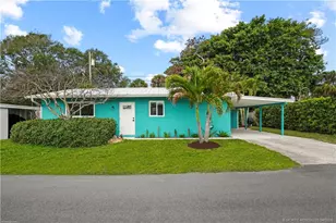1114 NE Orange Ave, Jensen Beach, FL 34957 - Photo 20