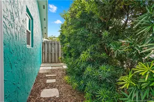 1114 NE Orange Ave, Jensen Beach, FL 34957 - Photo 18