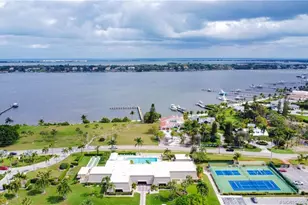 1800 SE St Lucie Blvd, Stuart, FL 34996 - Photo 22