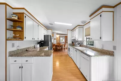 7894 SE Saratoga Drive, Hobe Sound, FL 33455 - Photo 16