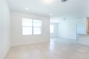 2730 NE Breezeway Cir, Jensen Beach, FL 34957 - Photo 16