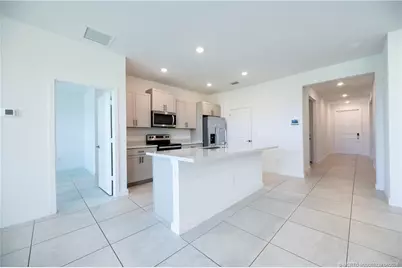 2730 NE Breezeway Circle, Jensen Beach, FL 34957 - Photo 8