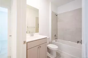 2730 NE Breezeway Cir, Jensen Beach, FL 34957 - Photo 12