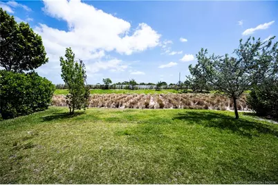 2730 NE Breezeway Circle, Jensen Beach, FL 34957 - Photo 10