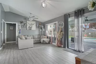 1631 SW La Gorce Avenue, Port Saint Lucie, FL 34953 - Photo 10