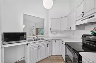 6031 SE Martinique Dr, Stuart, FL 34997 - Photo 20