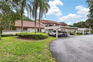 6031 SE Martinique Dr, Stuart, FL 34997 - Photo 4
