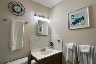 2929 SE Ocean Blvd, Stuart, FL 34996 - Photo 10