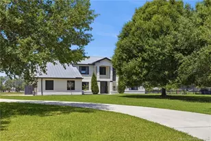 9809 SW Malibu Terrace, Palm City, FL 34990 - Photo 8