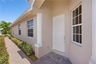 830 NW Red Pine Way, Jensen Beach, FL 34957 - Photo 4