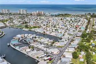 10701 S Ocean Dr, Jensen Beach, FL 34957 - Photo 32