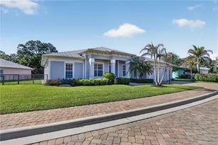 263 SW Cocoloba Way, Stuart, FL 34997 - Photo 6