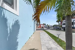 10701 S Ocean Dr, Jensen Beach, FL 34957 - Photo 20